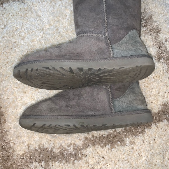 Ugg Boots - Picture 4 of 5